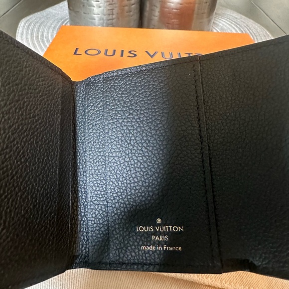 ❌SOLD❌Authentic Louis Vuitton Empriente Zoe Wallet - Picture 6 of 11